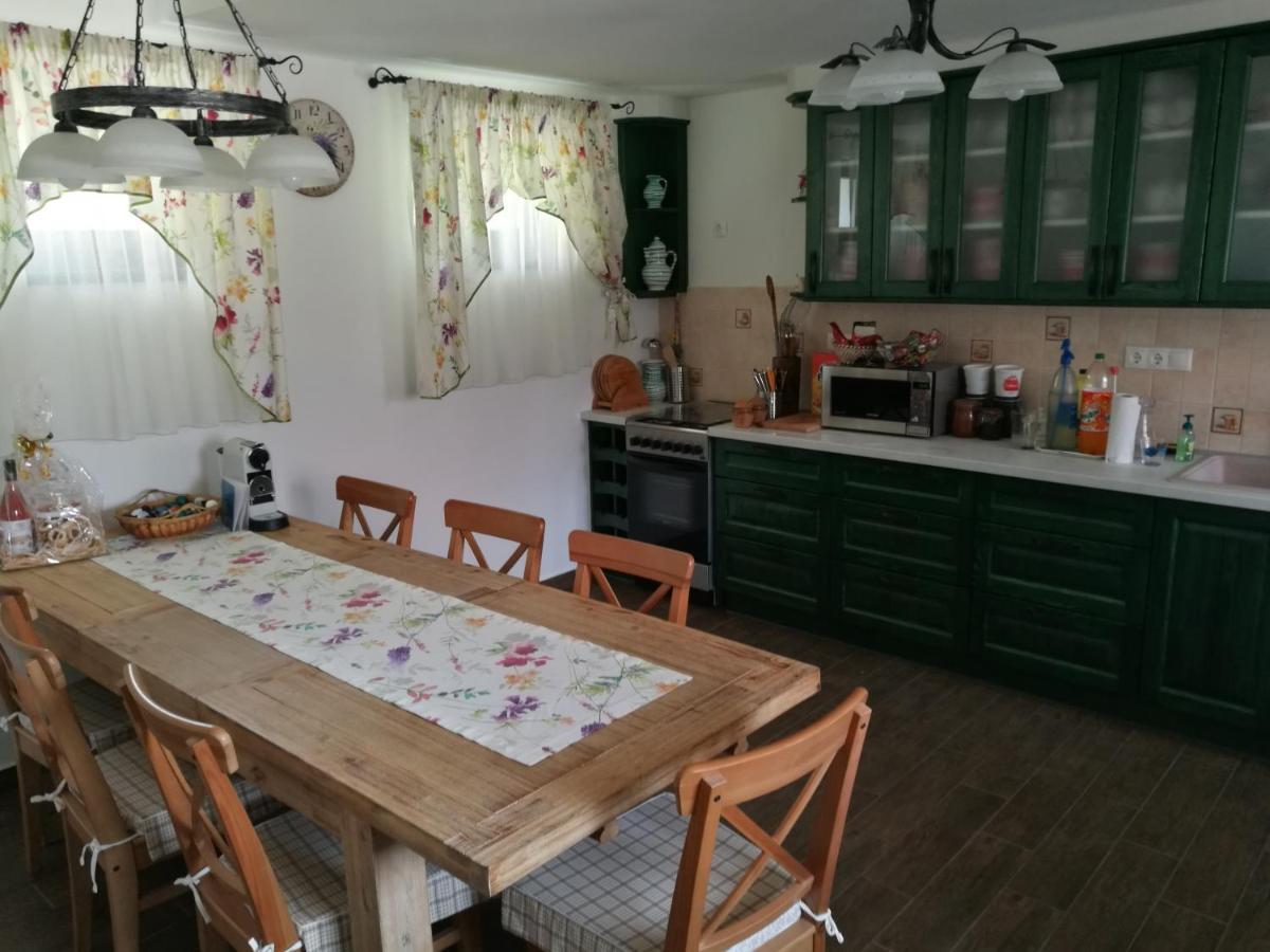 Novak Porta Vendeghaz-Tab, Zala Apartment Ngoại thất bức ảnh